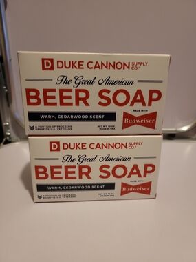 Duke Cannon Beer Soap - Warm Cedarwood Scent (White & Red)